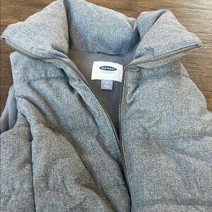 Old Navy Heather Gray Quilted Vest